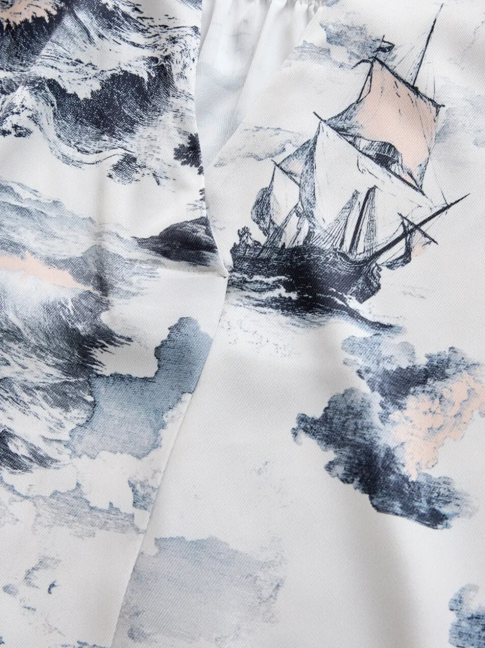 Abstract Boat Print - Blouse met V-hals en korte mouwen