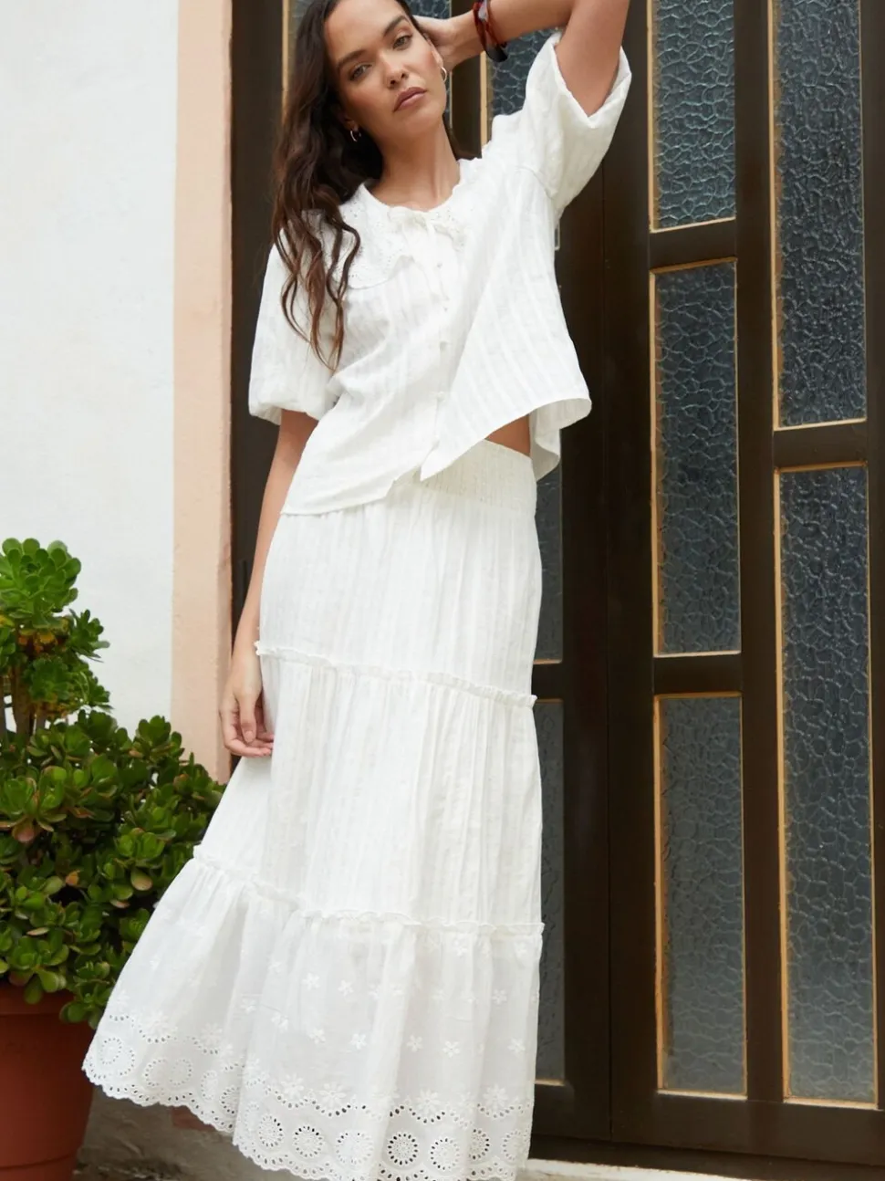Another Sunday Broderie Tiered Pull On Midi Skirt