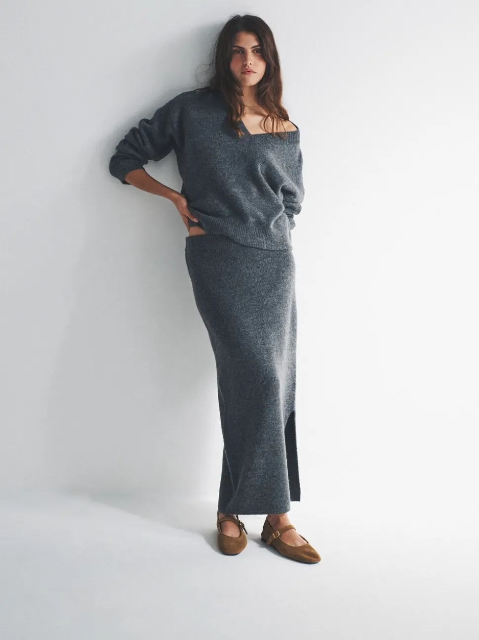 Antraciet - The Set Knitted Crew Neck Jumper and Skirt Co-Ord