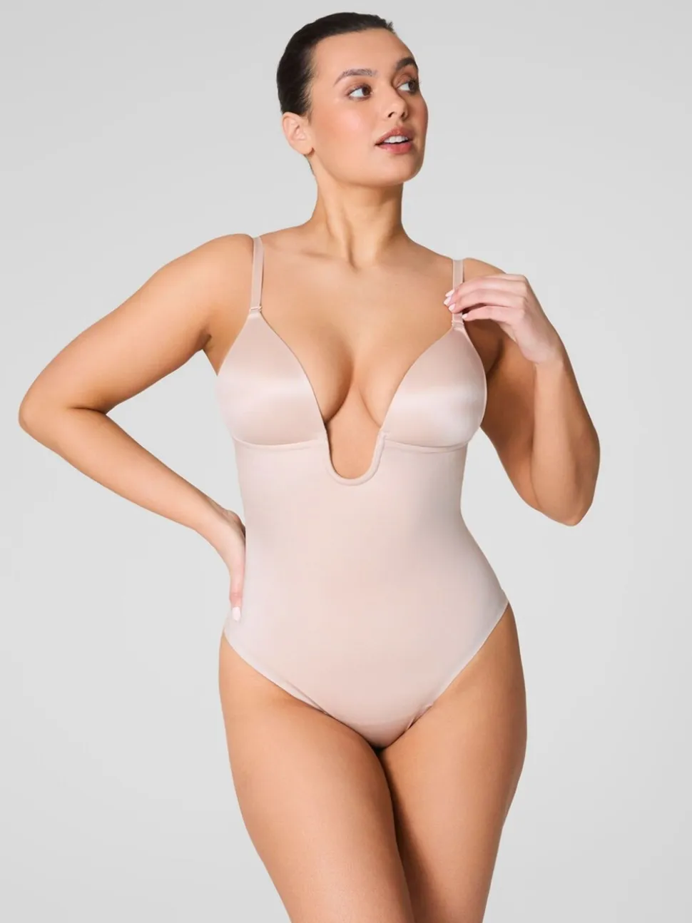 Beige - SPANXshape™ Suit Your Fancy bodysuit met lage rug en decolleté en string