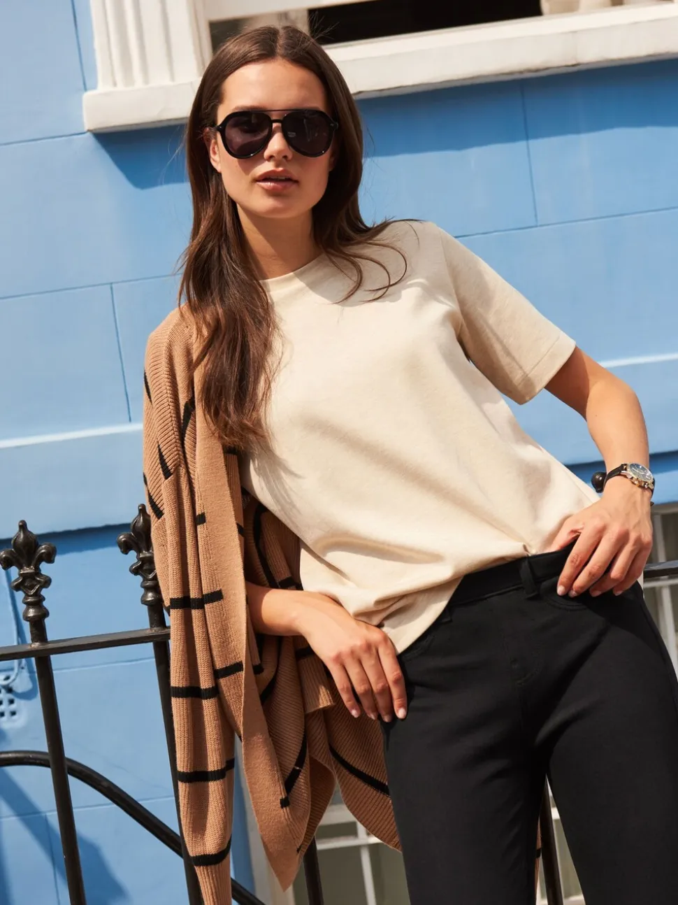 Beigebruin-crème - Dik T-shirt met ronde hals en korte mouwen