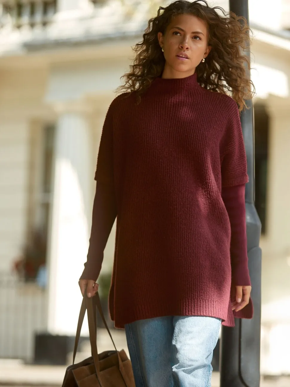 Bessenrood - Ribbed Mock Layer Poncho