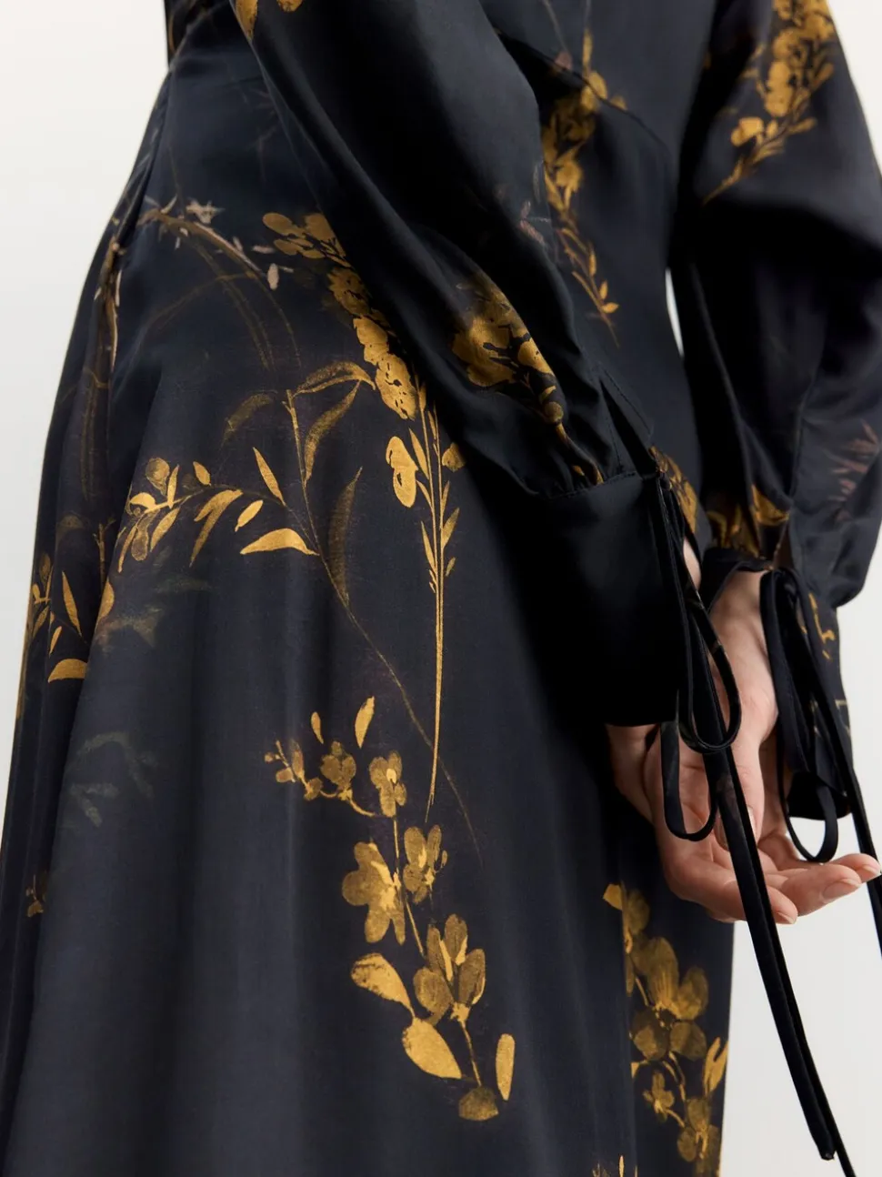 BHOEM Satin Floral Print Kimono Midi Black Dress