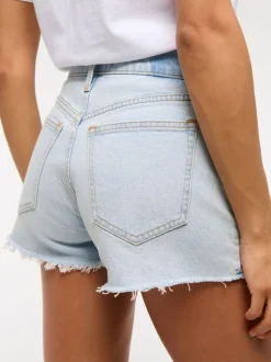 Blauw - Abercrombie & Fitch - Hoge taille mom denim shorts met slijtage-effect