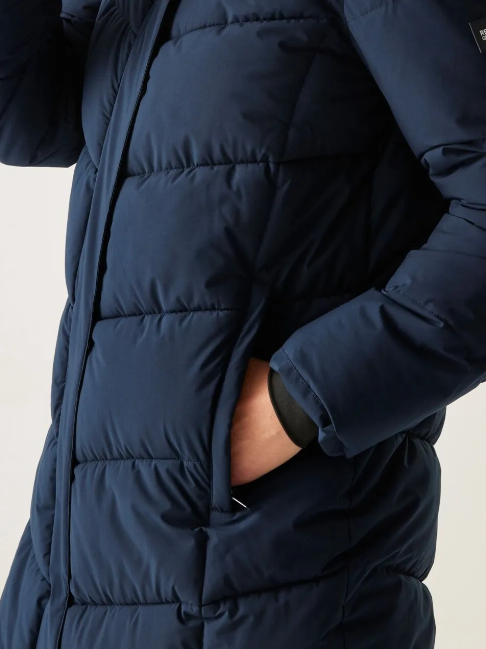 Blauw - Regatta Eloria zware waterafstotende stretchy jas