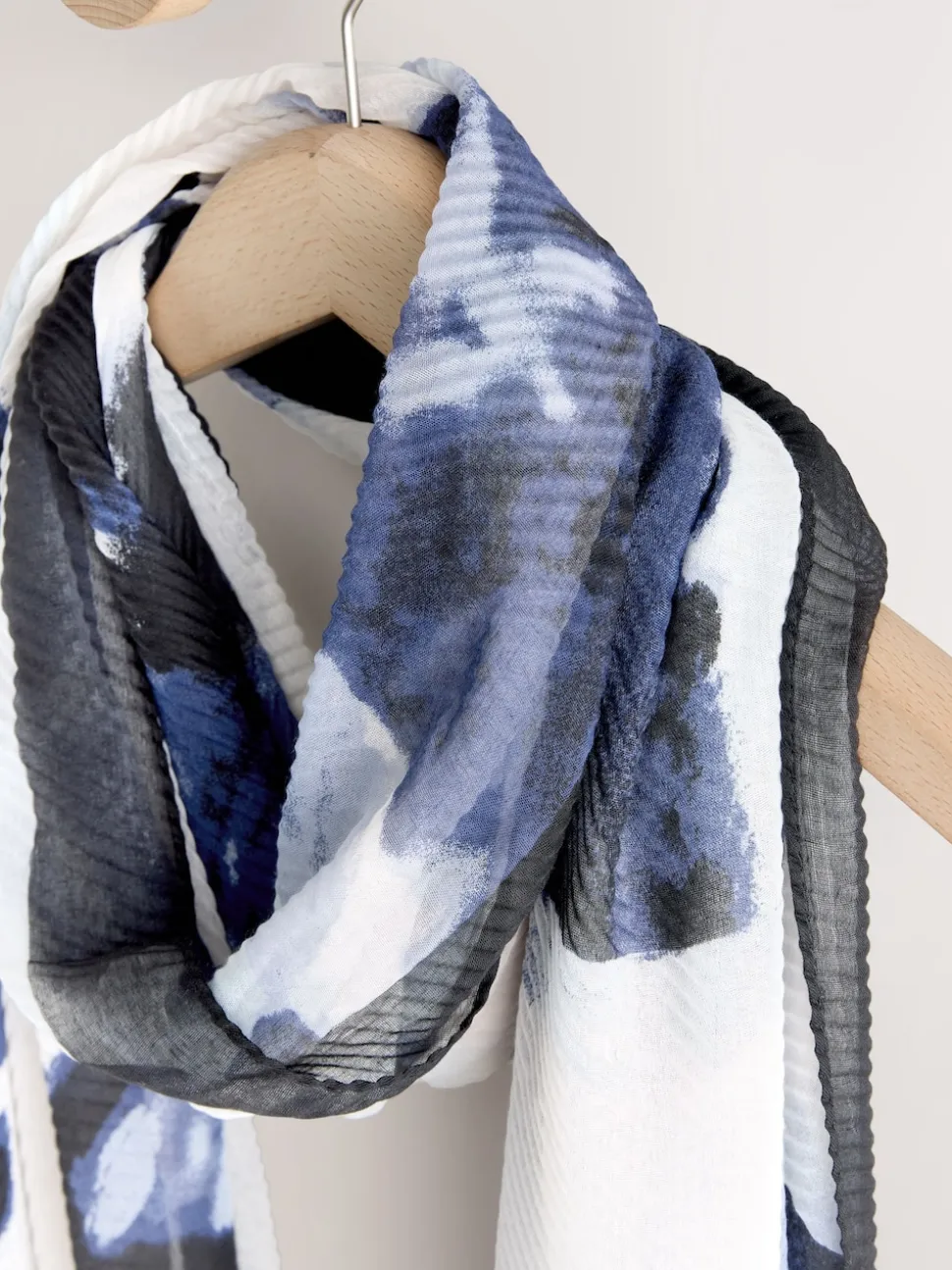 Blauw bloemenprint - Dunne plissé sjaal