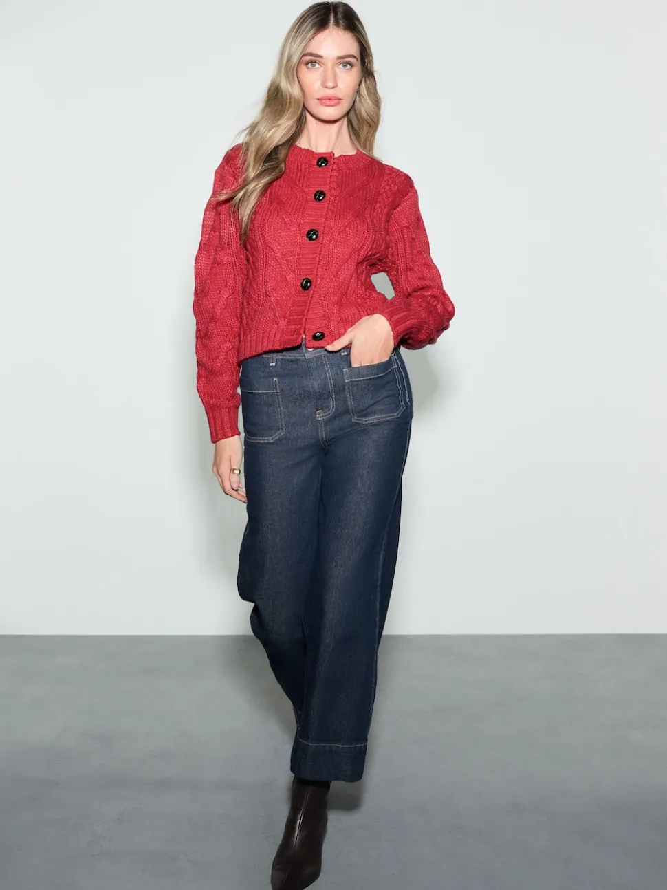 Blauw met wassing - Cropped jeans met opgestikte zakken