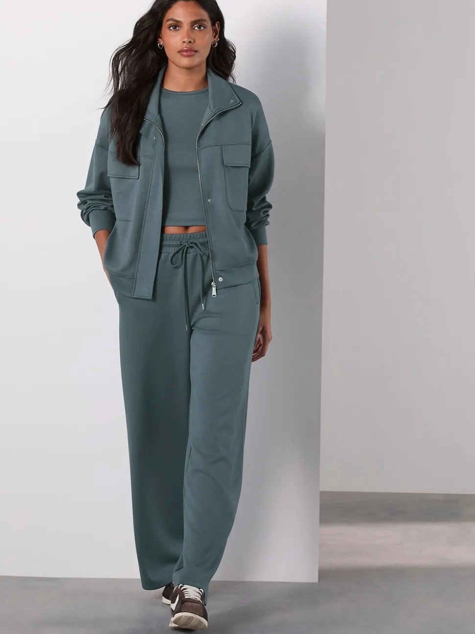 Blauwgroen - Slinky Supersoft Utility Funnel Neck Jacket