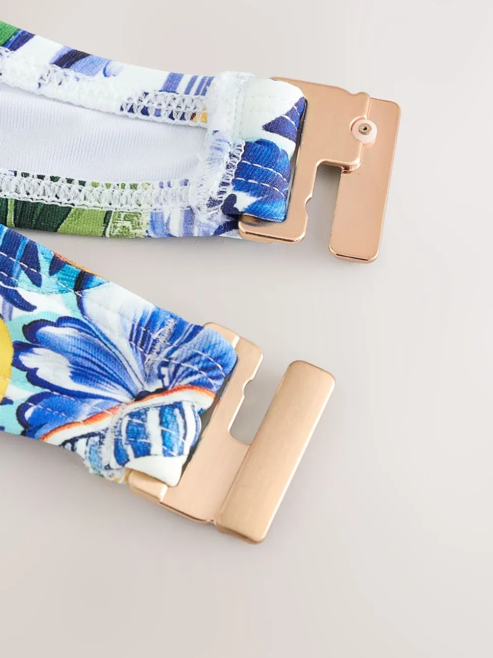Blauw/witte sardineprint - Beugelbikinitop zonder vulling