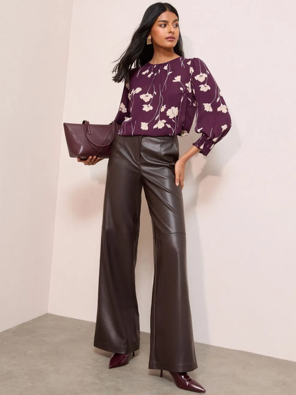 Bordeauxrode Bloemenprint - Friends Like These - Blouse met gerimpelde manchetten en 3/4 mouwen