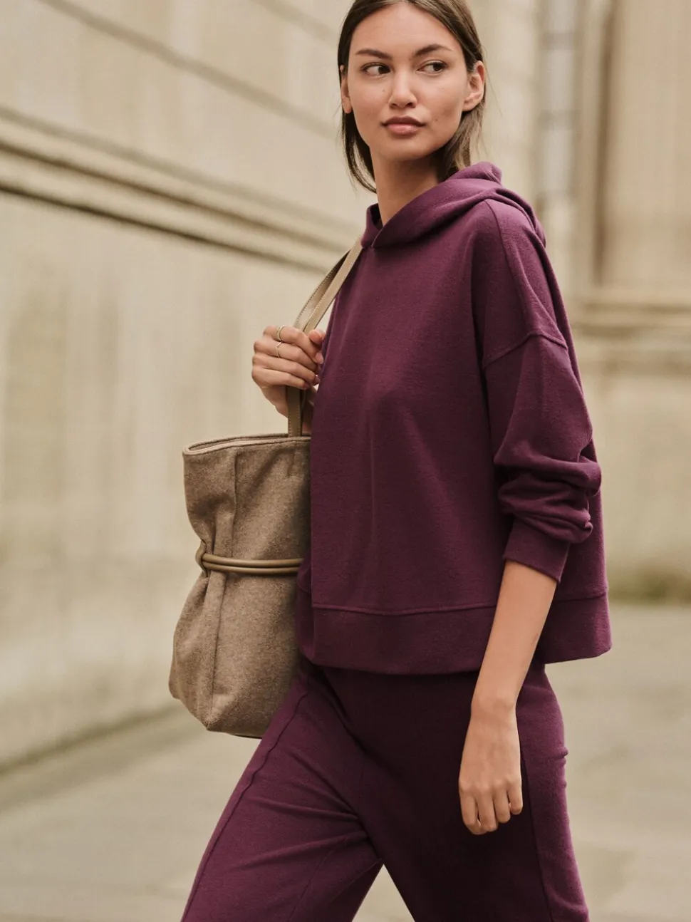 Bordeauxrood - Behaaglijk zacht aanvoelend geribbeld overhead sweatshirt met capuchon