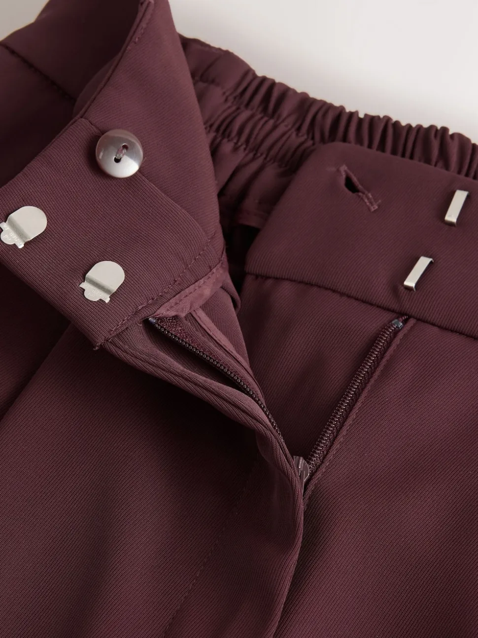 Bordeauxrood - Broek met wijde pijpen en elastiek in de achterkant