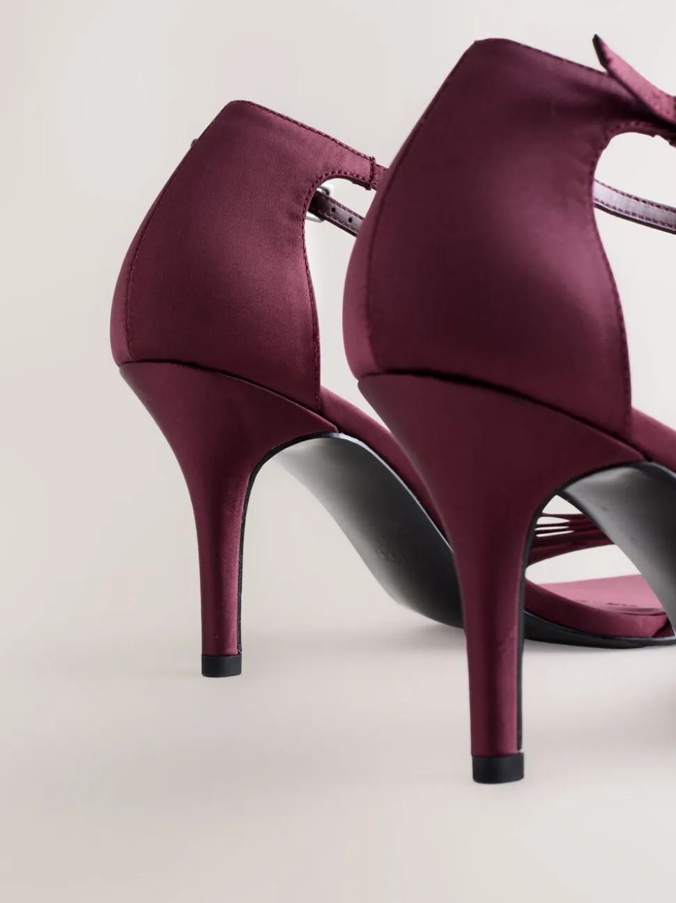 Bordeauxrood - Forever Comfort® Mini Satin Bow Heeled Sandals