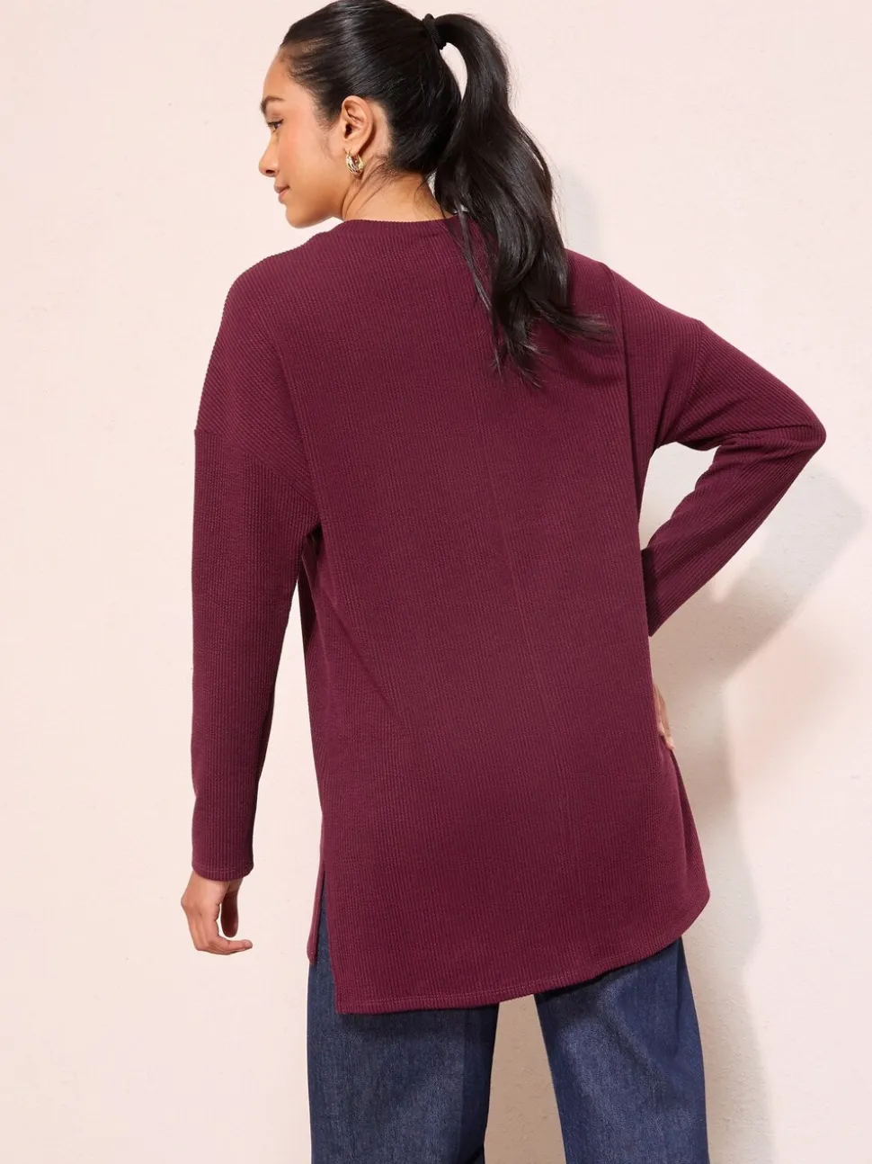 Bordeauxrood - Friends Like These Button Detail Rib Tunic