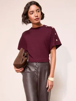 Bordeauxrood - Friends Like These Button Detail Short Sleeve Top