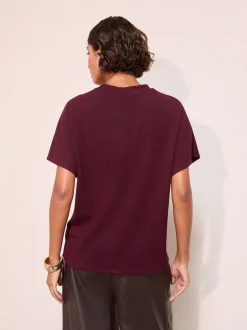 Bordeauxrood - Friends Like These Button Detail Short Sleeve Top