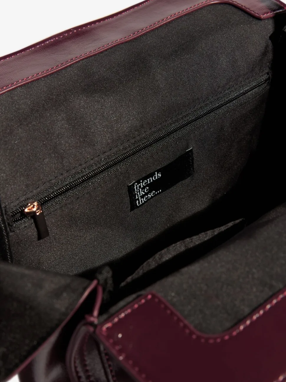 Bordeauxrood - Friends Like These Padlock Pocket Bag