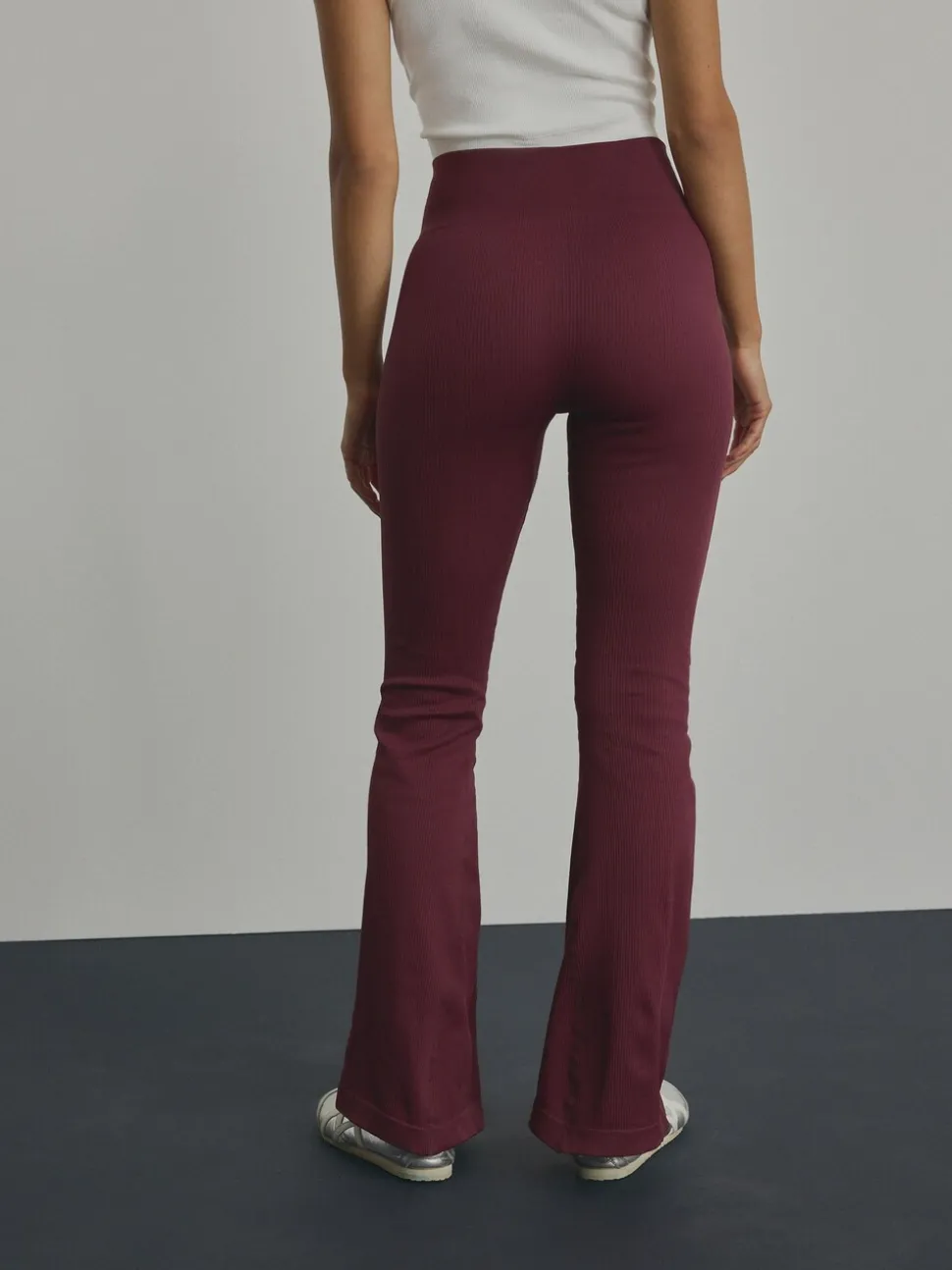Bordeauxrood - Geribbelde kickflare leggings