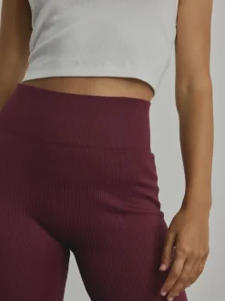 Bordeauxrood - Geribbelde kickflare leggings