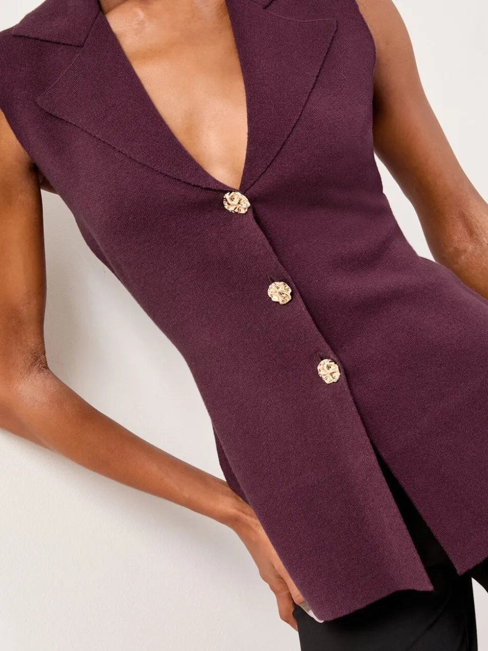 Bordeauxrood - Lipsy Collared V-Neck Sleeveless Knit Waistcoat