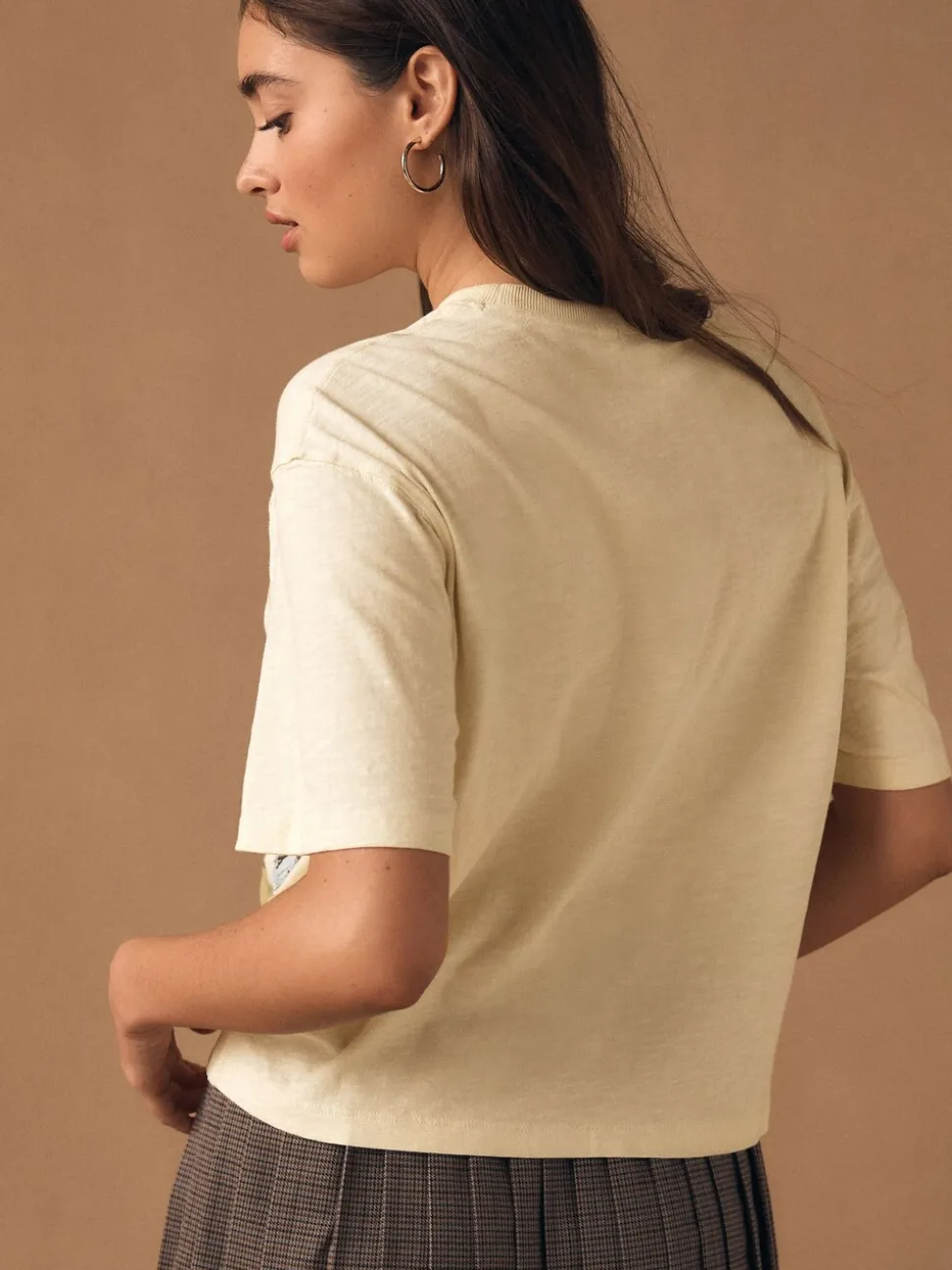 Boter Geel - Sequin Patch Graphic Duck Short Sleeve Crew Neck T-Shirt