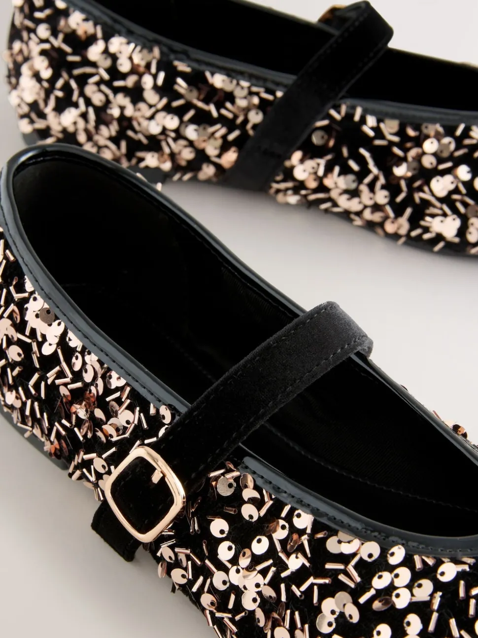 Brons - Mary Jane-schoenen met versierde pailletten van Forever Comfort®