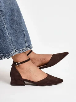 Bruin - Linzi Dolly pumps met lage blokhak en wijde pasvorm