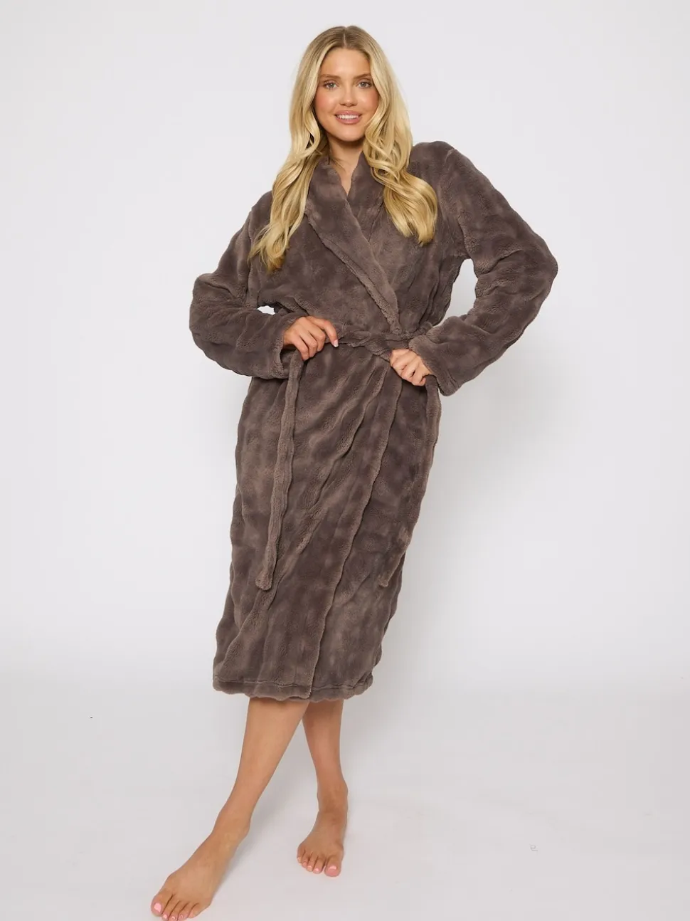 Bruin - Loungeable Bubble Cut Fleece Shawl Collar Midi Dressing Gown