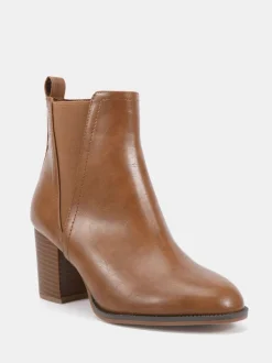 Bruin - Novo Wide Fit Jessie Block Heel V Chelsea Ankle Boots