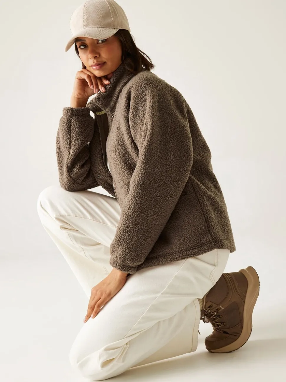 Bruin - Regatta Emilica Borg Fleece