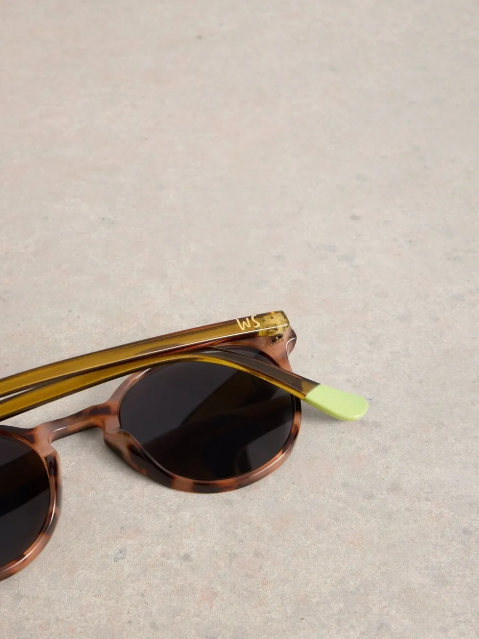 Bruin - White Stuff Preppy Round Sunglasses