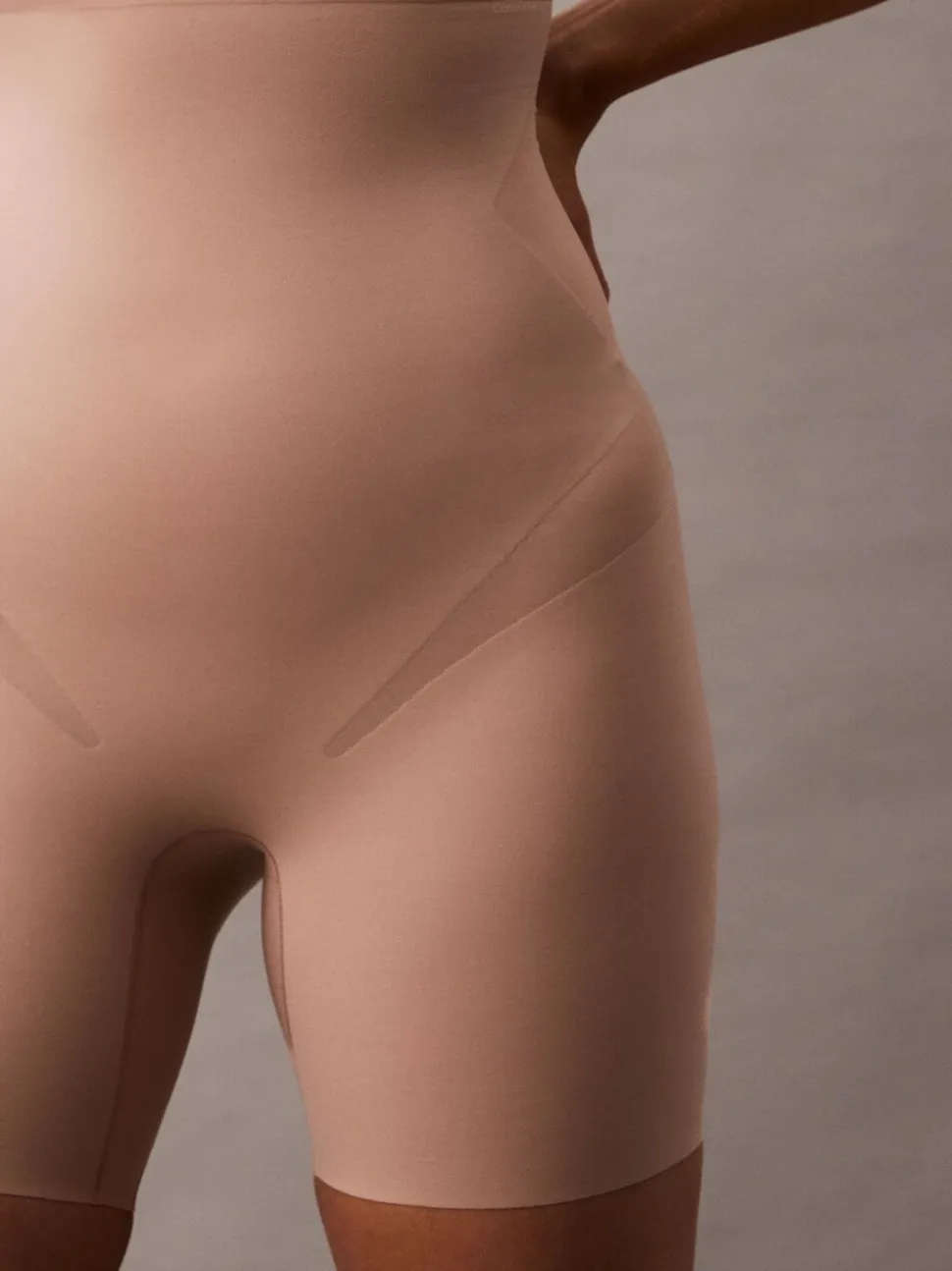 Calvin Klein Stay Put Stretch Mid Thigh Shorts
