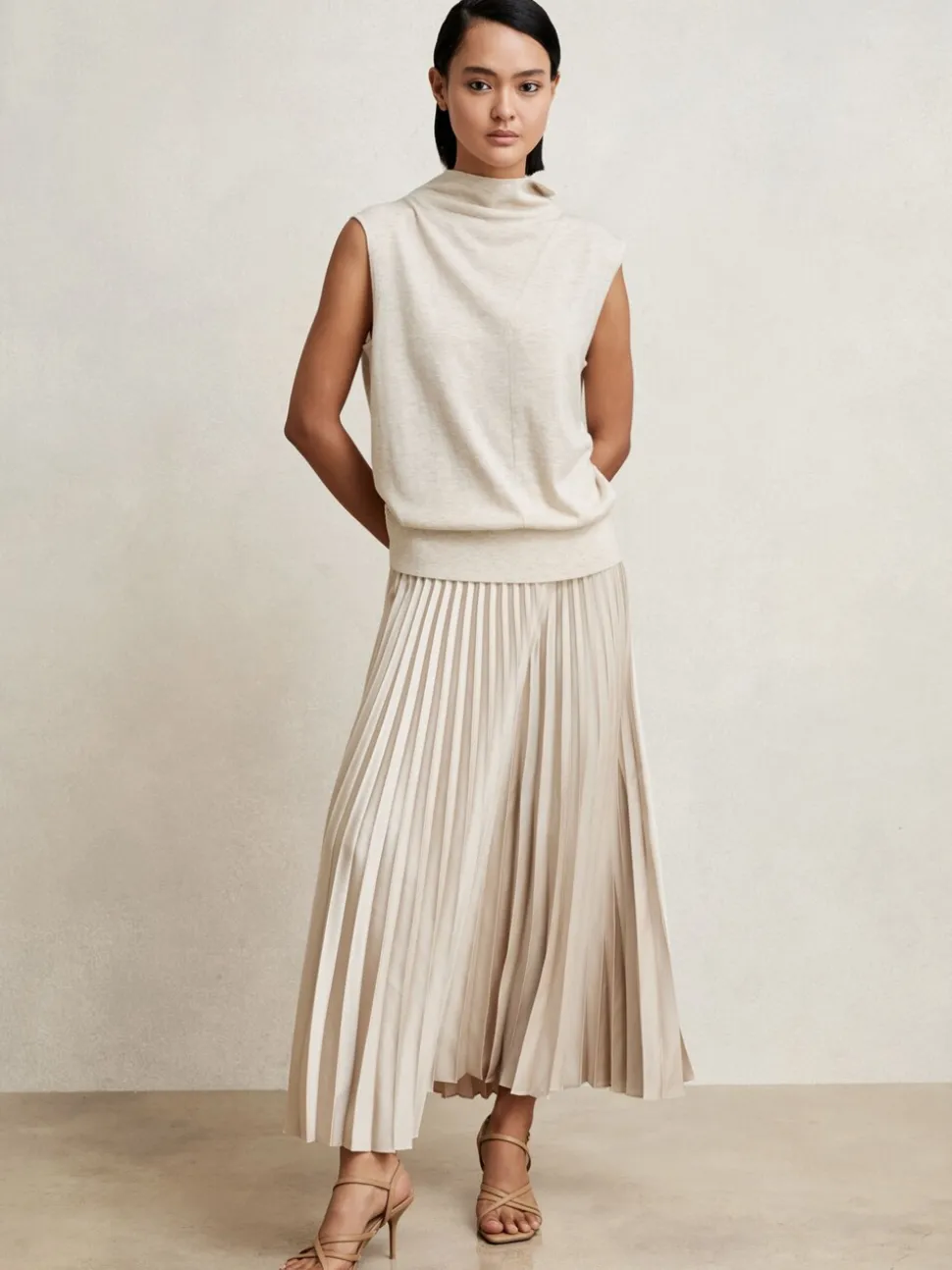 Champagne naturel - Reiss Seren Pleated Midi Skirt