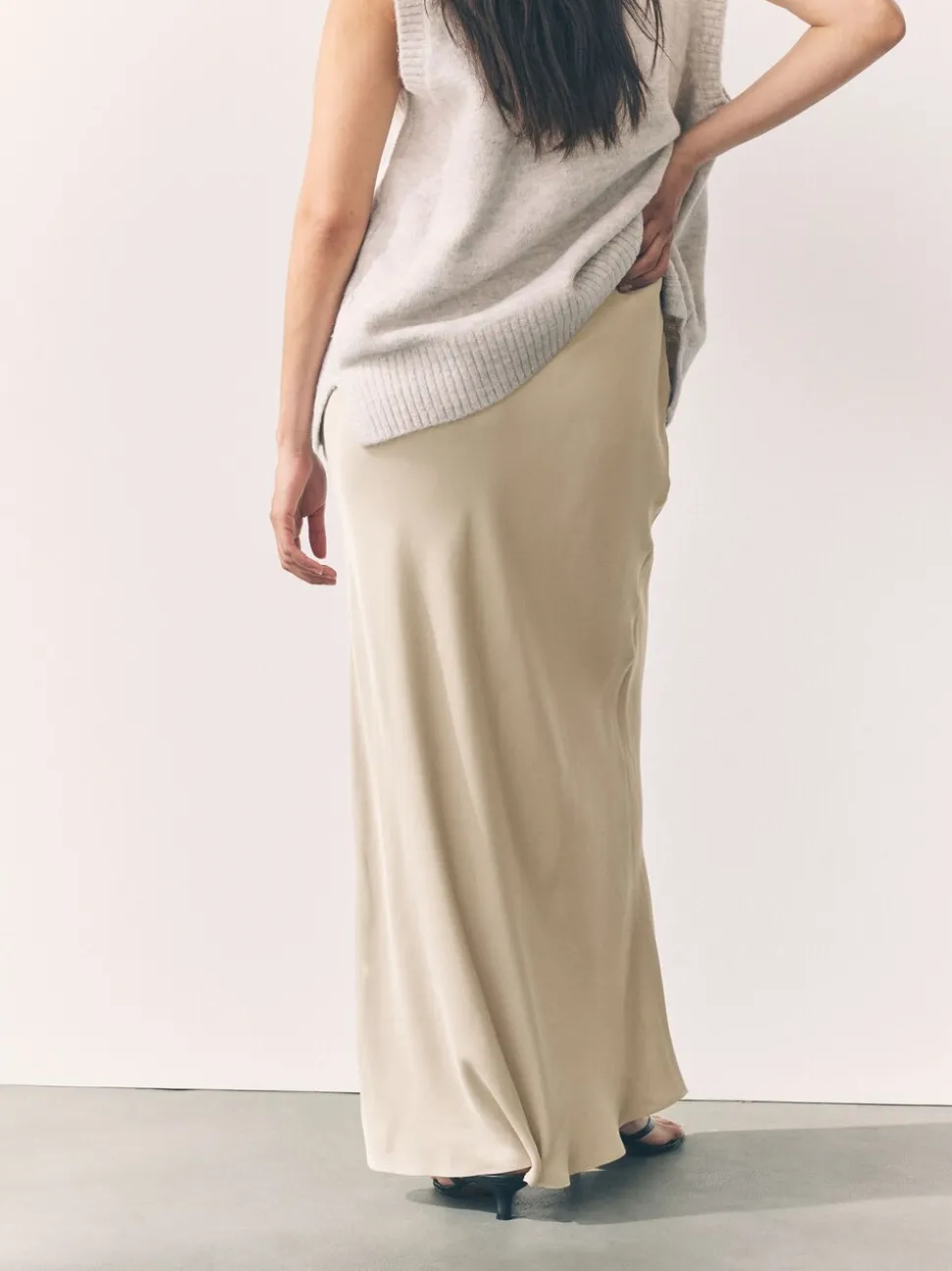 Champagne-goud - Satijnen midirok