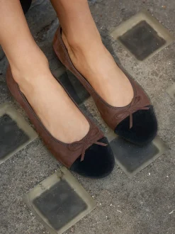 Chocoladebruin - Ballerina's met ronde neus