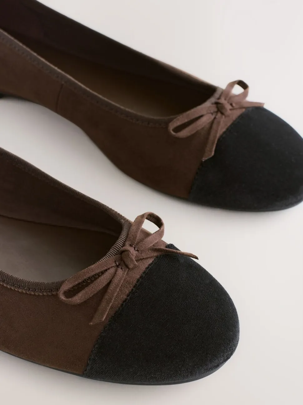 Chocoladebruin - Ballerina's met ronde neus