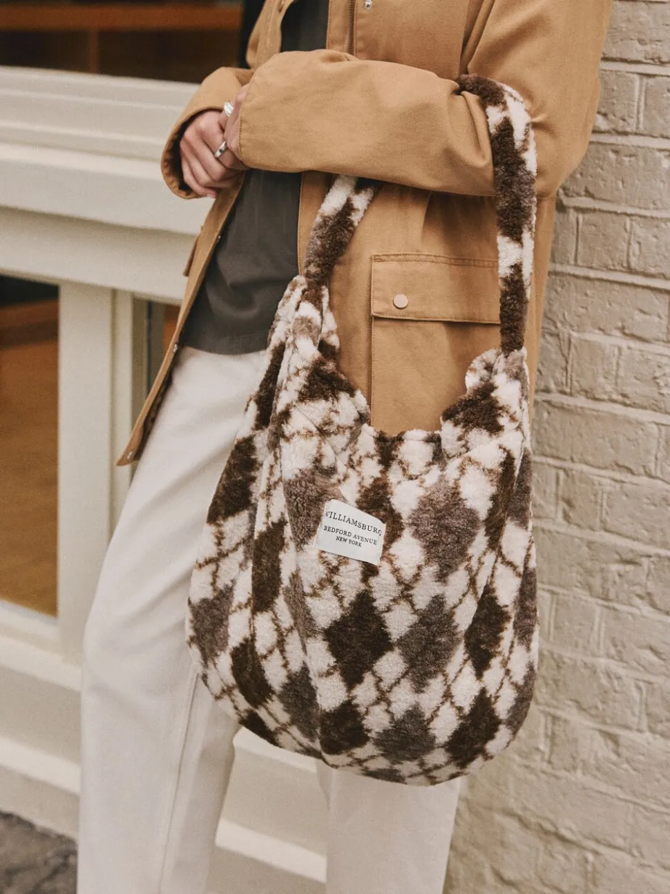 Chocoladebruin - Borg Argyle Shoulder Bag