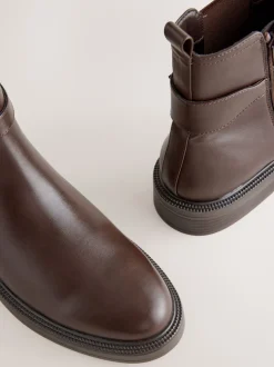 Chocoladebruin - Chelsea Boots met gesp