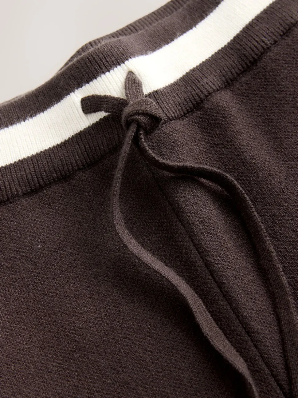 Chocoladebruin - Compact Cosy Wide Leg Tipped Joggers