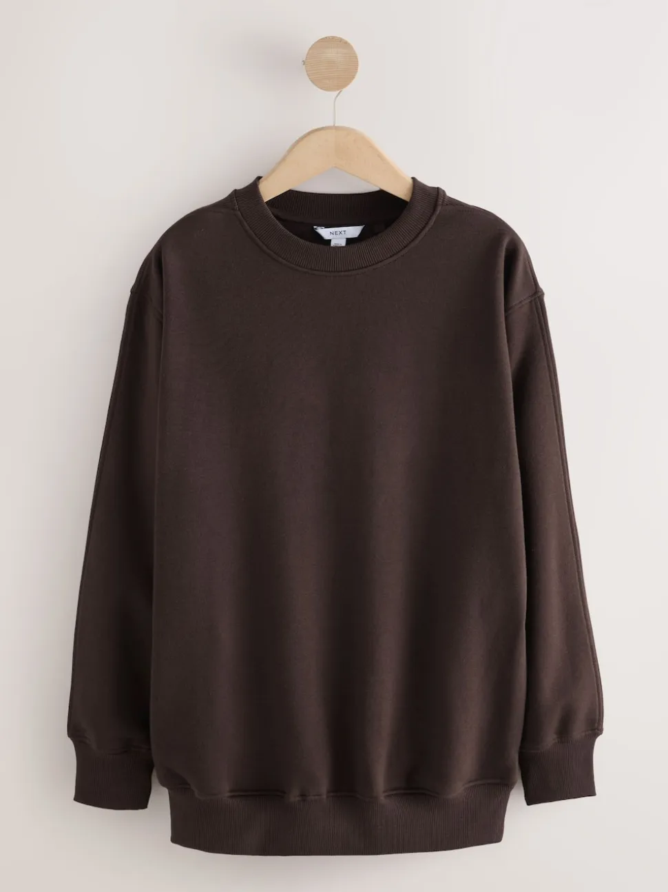Chocoladebruin - Essentials sweatshirt met relaxte pasvorm, lange snit en zakken