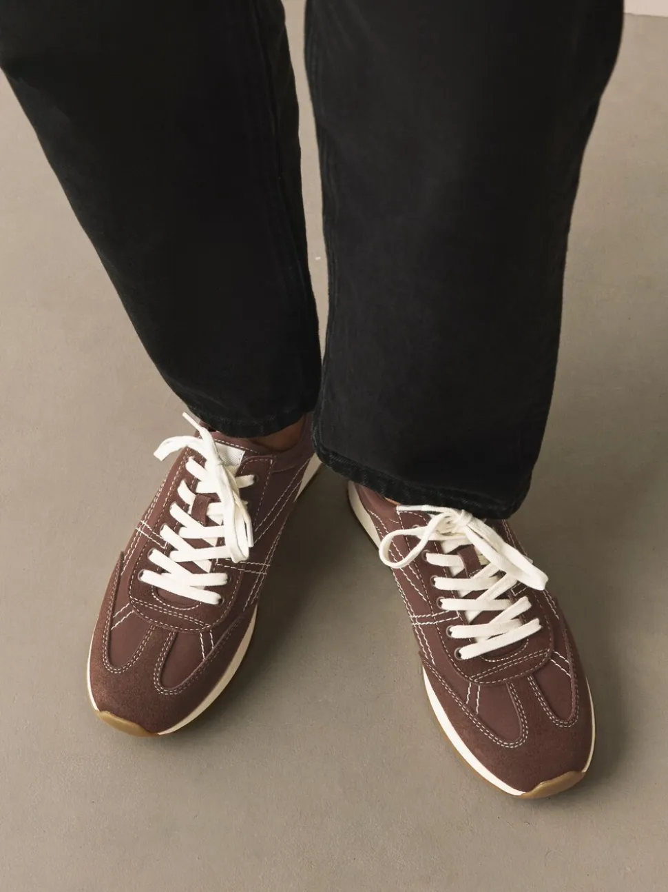 Chocoladebruin - Forever Comfort® Paneled Lace Up Trainers