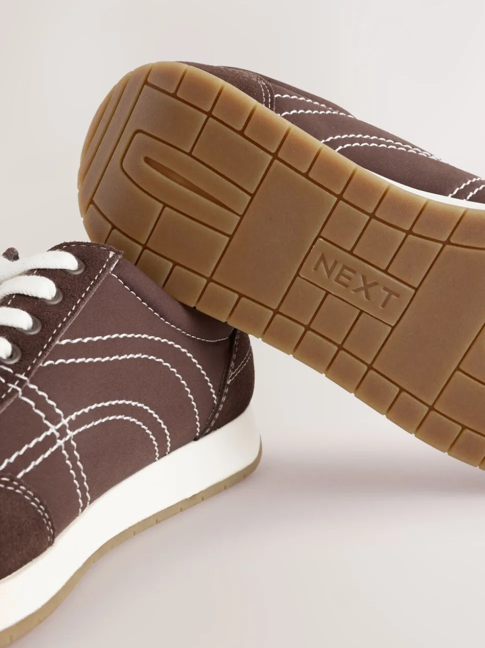 Chocoladebruin - Forever Comfort® Paneled Lace Up Trainers
