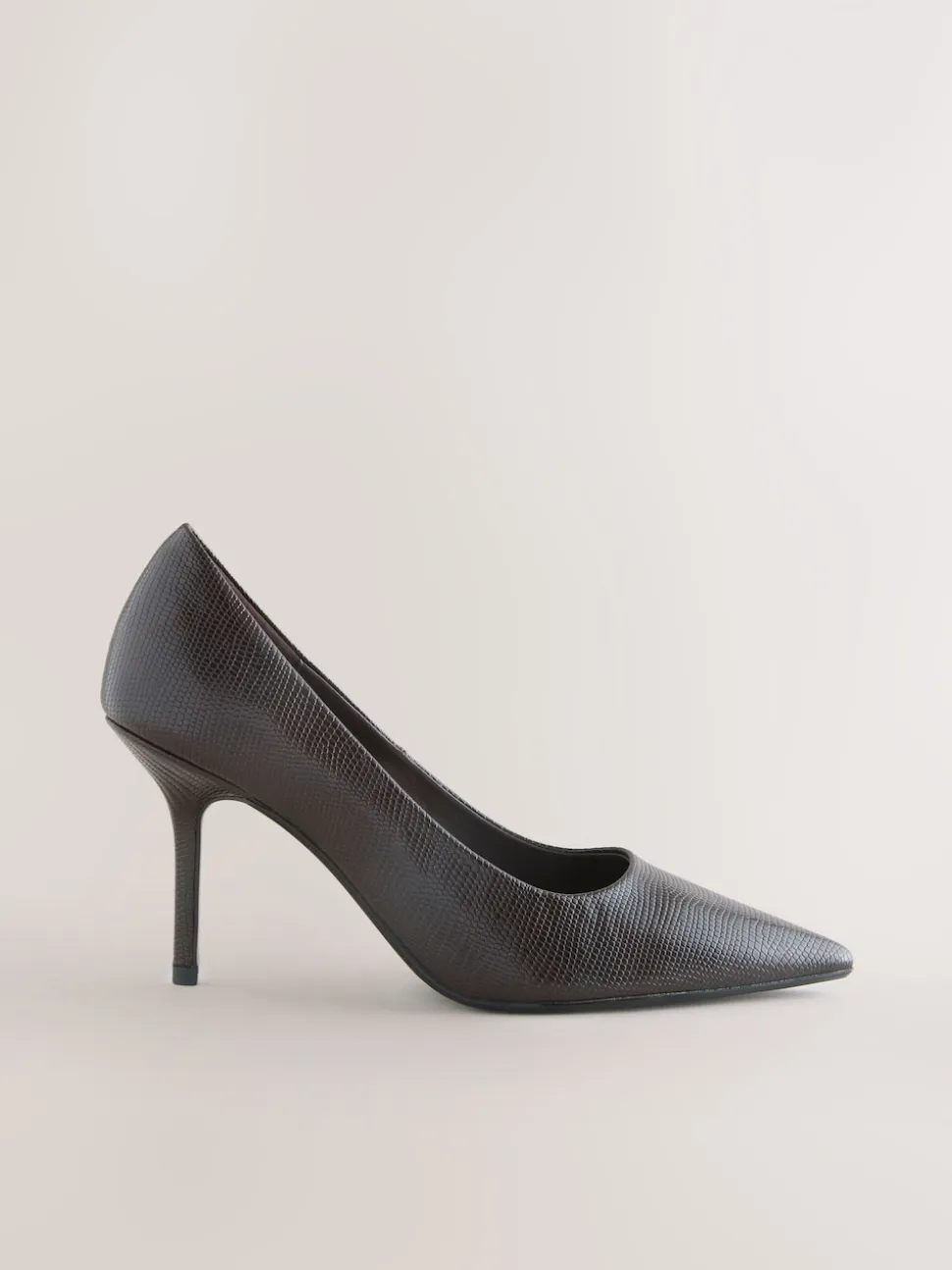 Chocoladebruin - Forever Comfort® Point Toe Court Heels