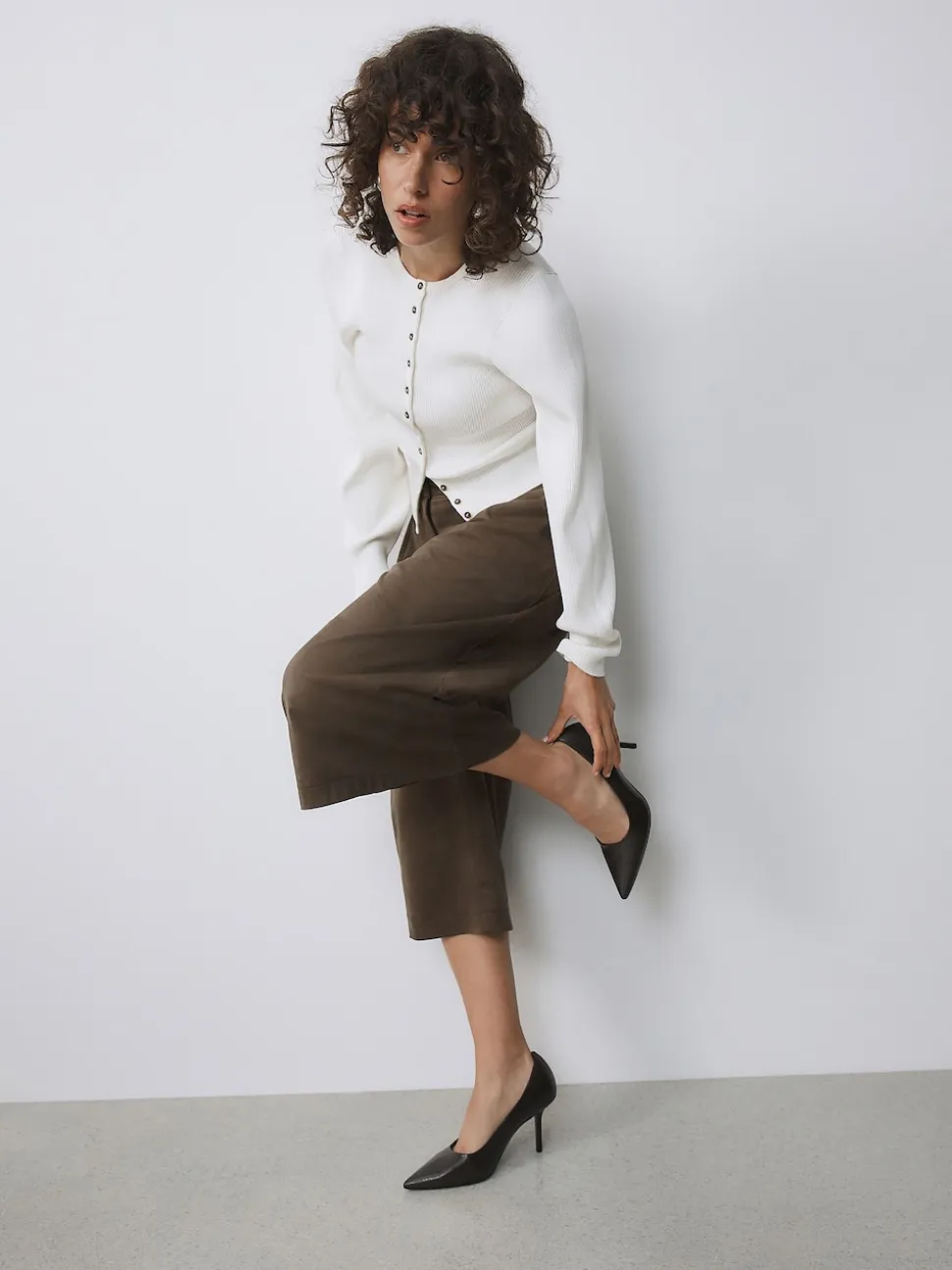 Chocoladebruin - Forever Comfort® Point Toe Court Heels