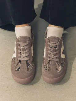 Chocoladebruin - Forever Comfort® Slimeline Side Stripe Lace Up Trainers