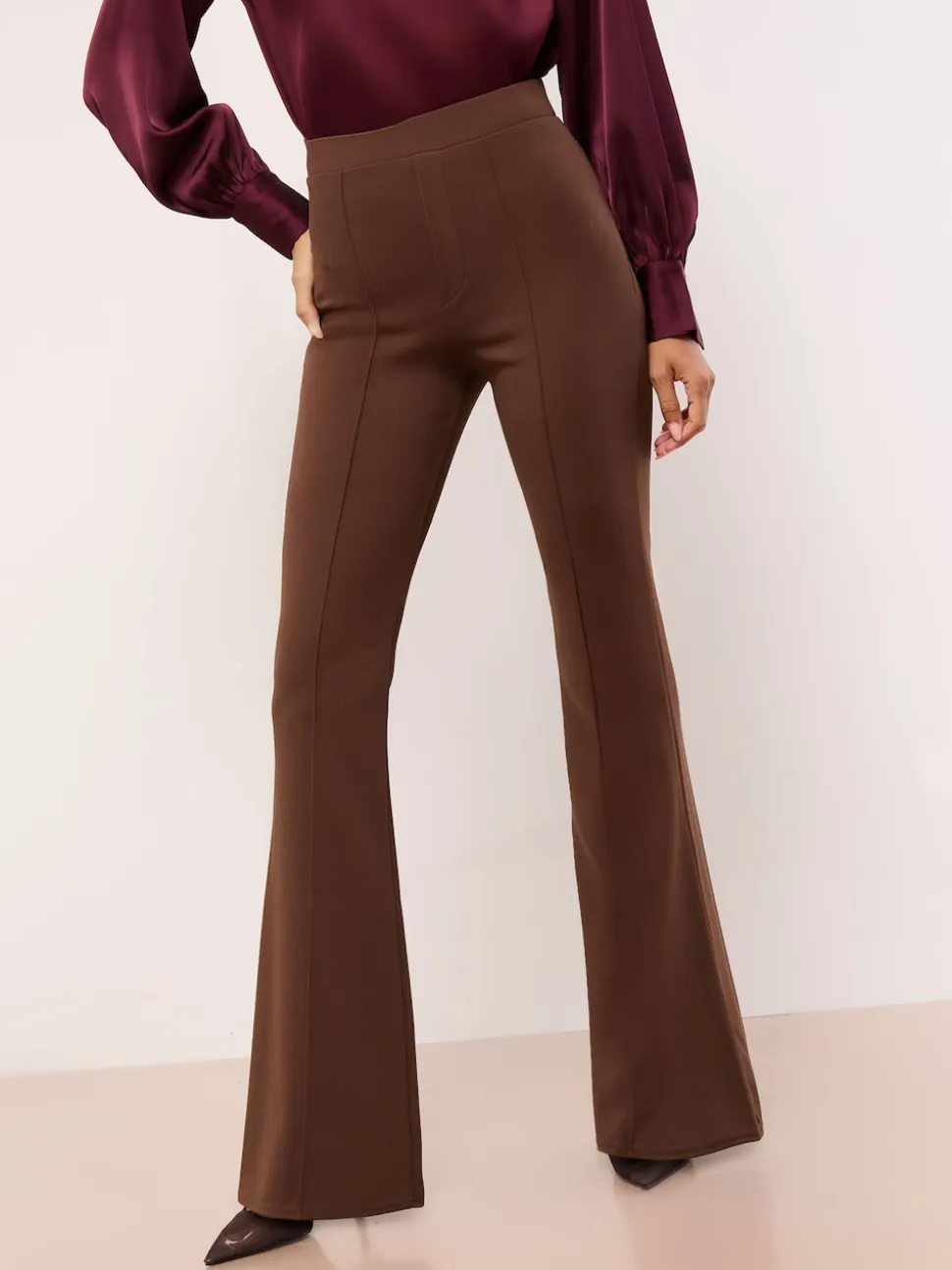 Chocoladebruin - Lipsy - Contour flare bootleg-broek met hoge taille