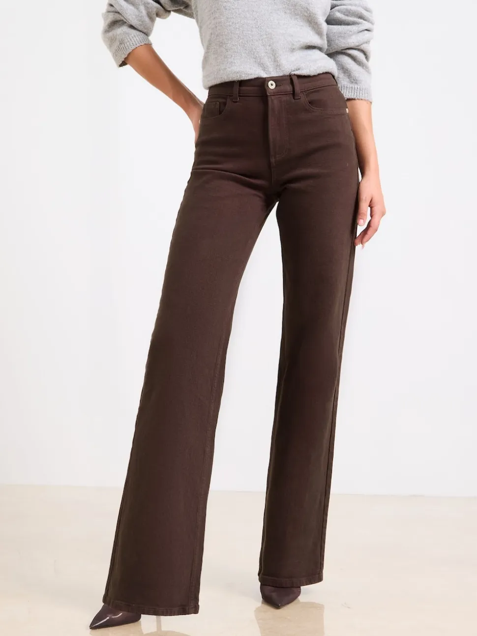 Chocoladebruin - Lipsy - Jeans met een middelhoge taille en wijde pijpen