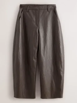 Chocoladebruin - Nothing Ordinary Faux Leather Barrel Leg Trousers