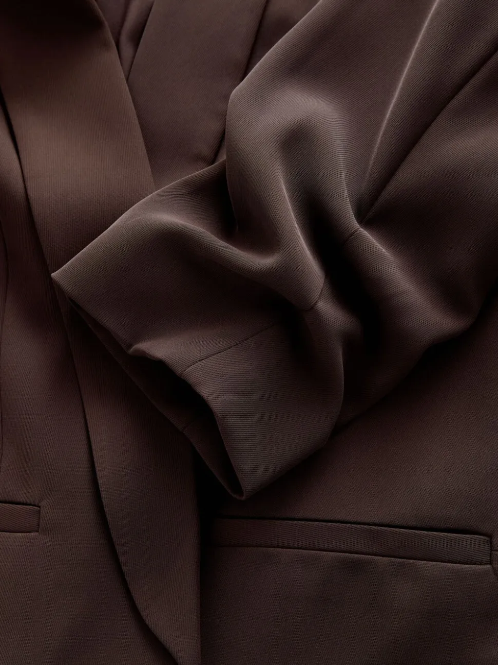 Chocoladebruin - Ruimvallend blazer met gerimpelde mouwen