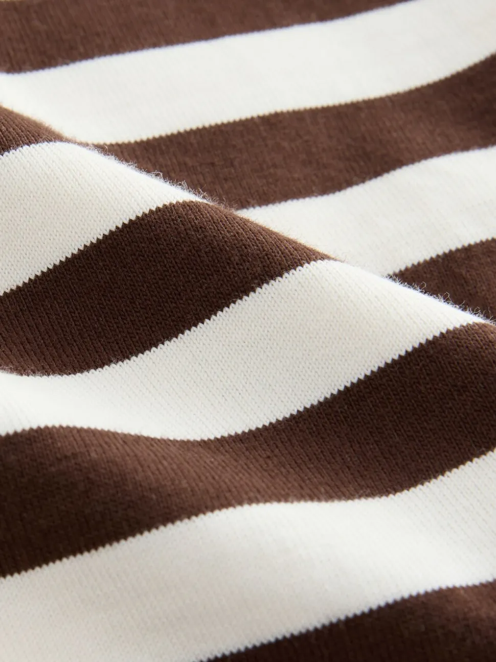Chocoladebruin gestreept - Dik T-shirt met ronde hals en korte mouwen